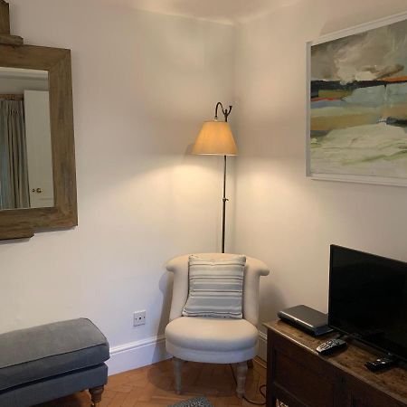 Masons Cottage, An Idyllic Retreat In An Area Of Outstanding Beauty, Close To Blenheim Palace, Oxford & The Cotswolds Stonesfield Exterior foto